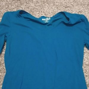 Regular teal tee